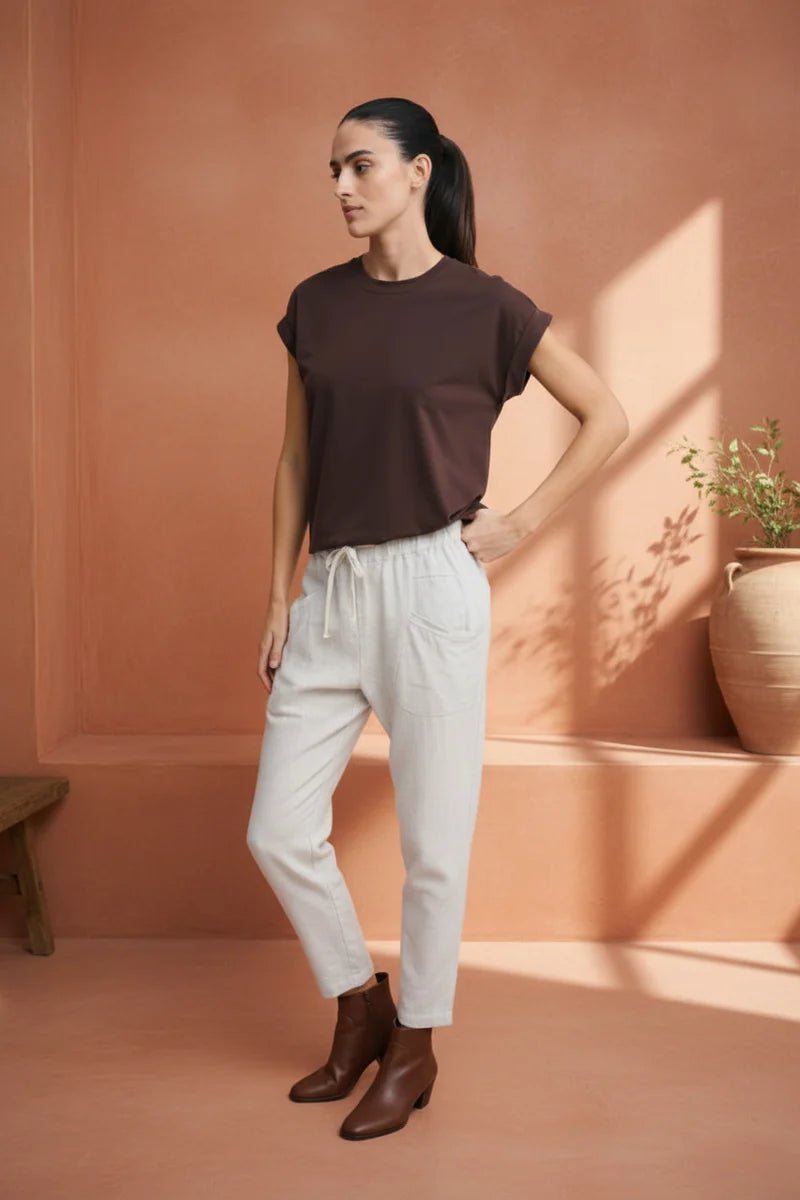 Rhodes Tee - Chocolate - Stanleyandstone