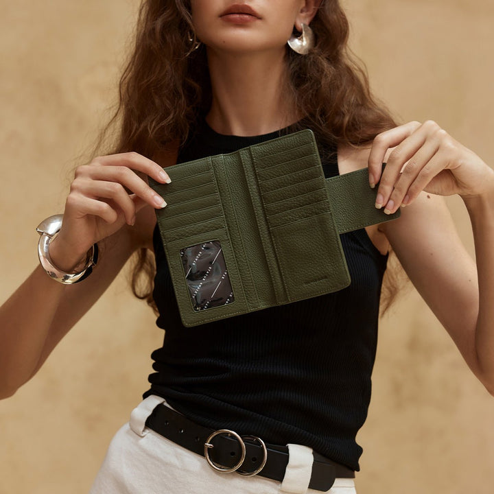 Ruins Wallet - Khaki - Stanleyandstone