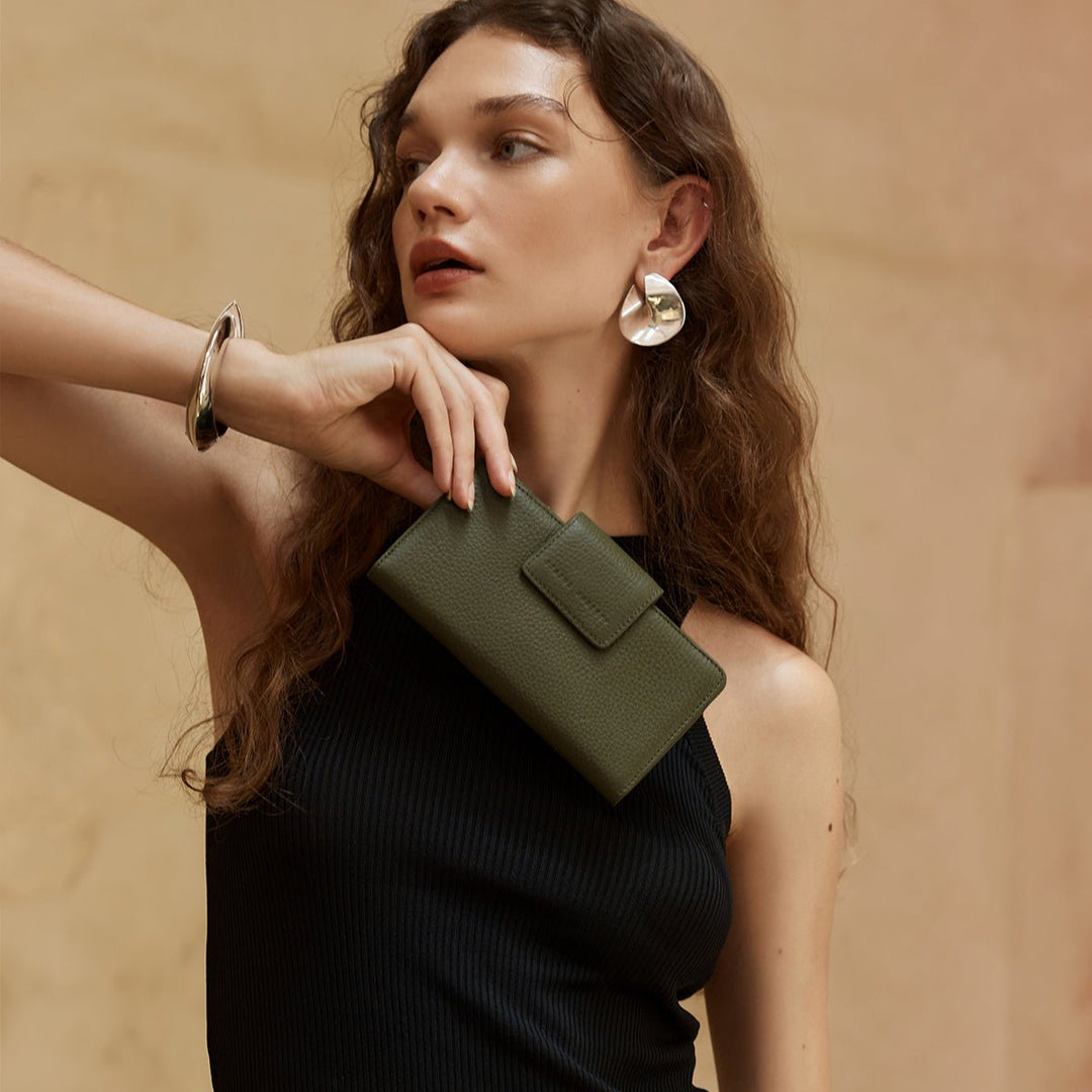 Ruins Wallet - Khaki - Stanleyandstone