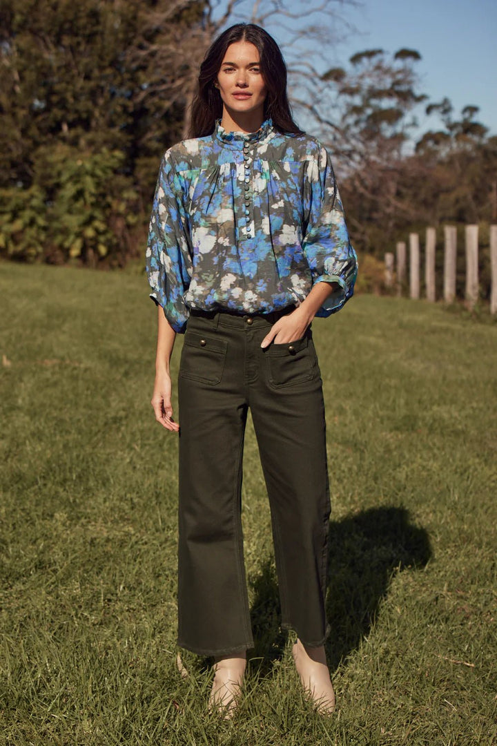 Surrender Jean - Olive JEANS Zoe Kratzmann