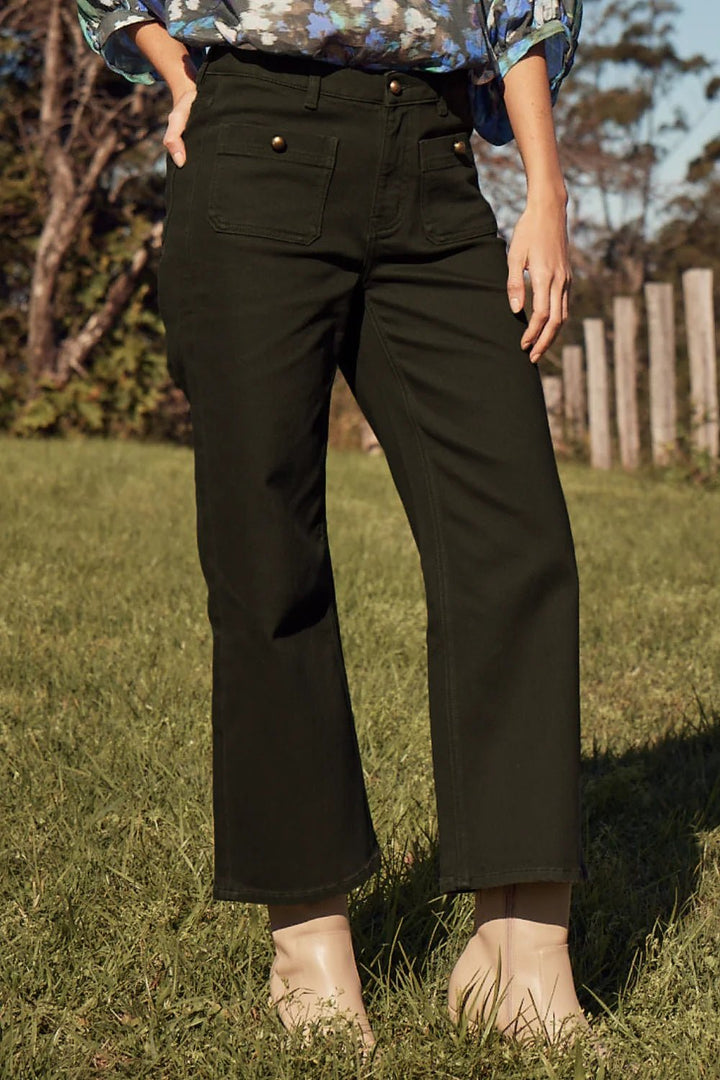 Surrender Jean - Olive JEANS Zoe Kratzmann