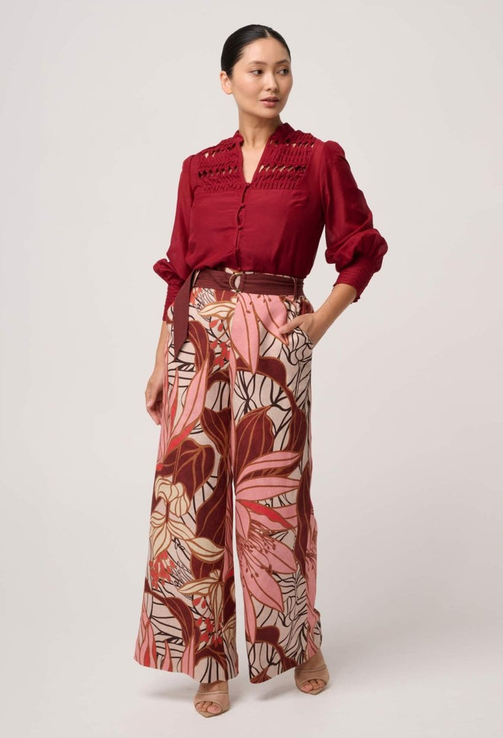 UNDER 5"4 Adele Linen Viscose Belted Printed Pant in Cathedral Botanic Pant Once Was