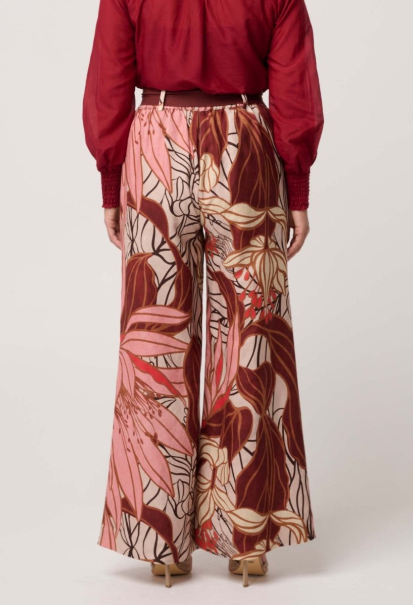 UNDER 5"4 Adele Linen Viscose Belted Printed Pant in Cathedral Botanic Pant Once Was