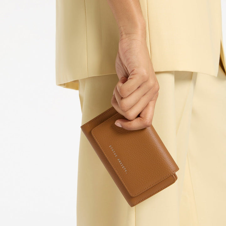 Visions Wallet - Camel wallet Status Anxiety