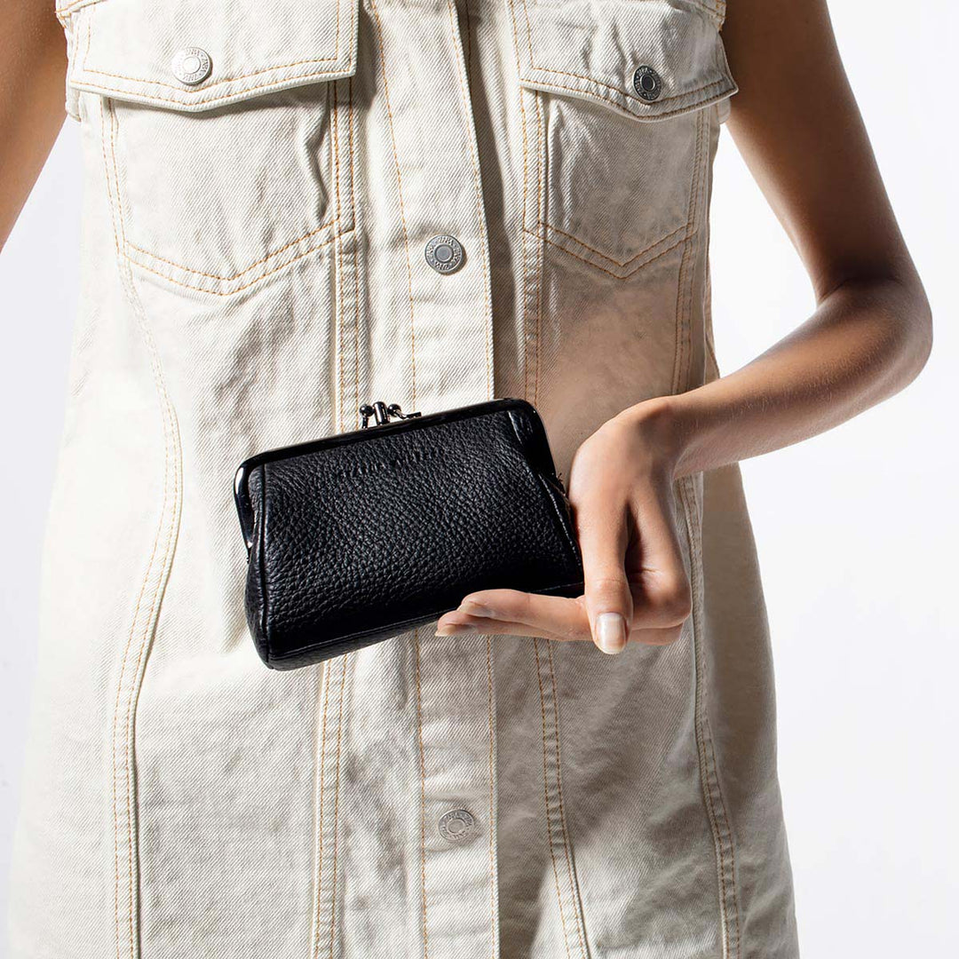 Volatile Wallet - Black - Stanleyandstone