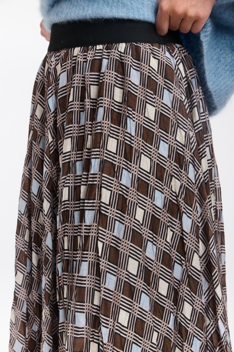 WESTWOOD CHECK SKIRT - Choc / baby blue skirt 365 days