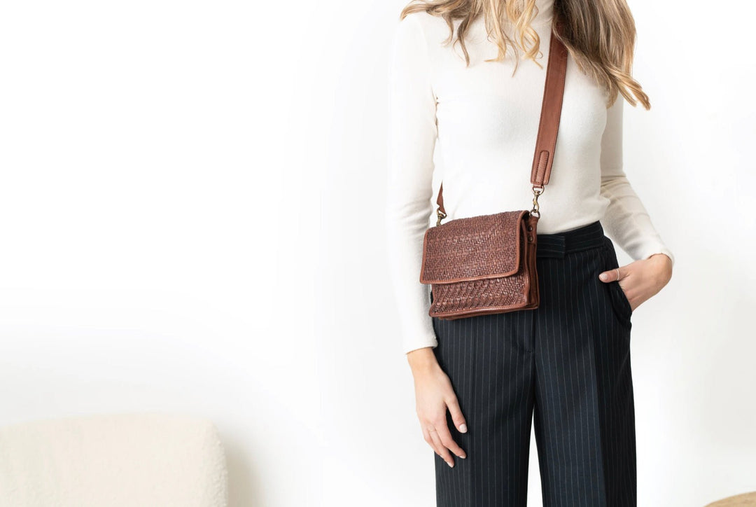Hut weave crossbody Bag Cognac Bags JuJu