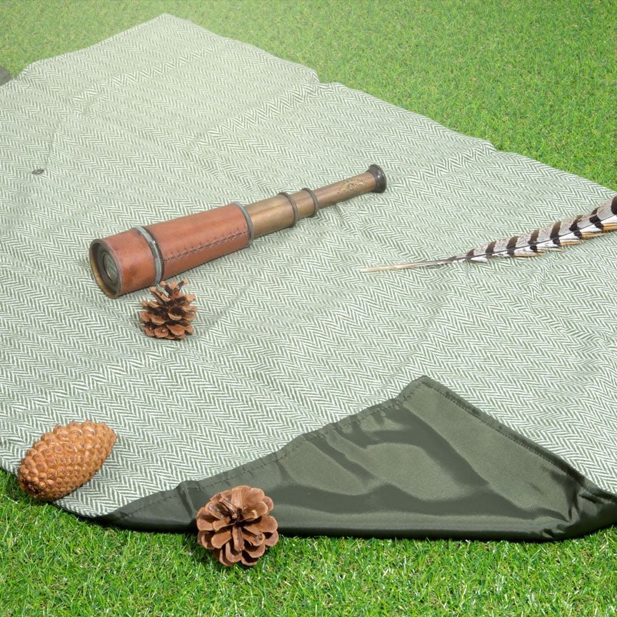 The little Explorer Picnic blanket - Green Tweed Blankets Heating and Plumbing London
